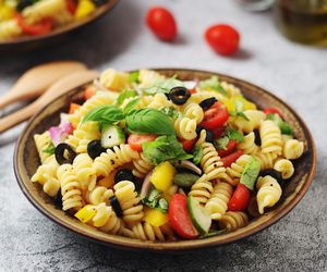 Makaron z warzywami w meksykańskiej odsłonie. Szybki obiad bez mięsa