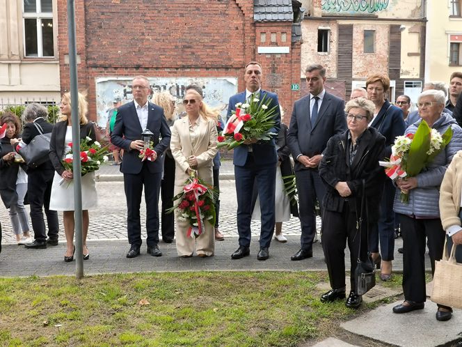 Obchody 17 września w Lesznie
