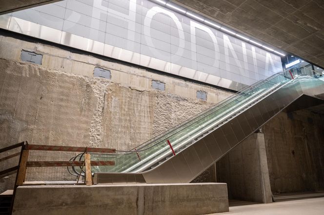 Pierwszy podziemny przystanek tramwajowy w Warszawie (listopad 2025)