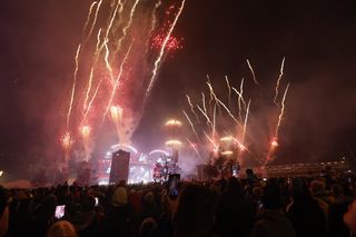 Warszawa. 33 finał WOŚP, światełko do nieba