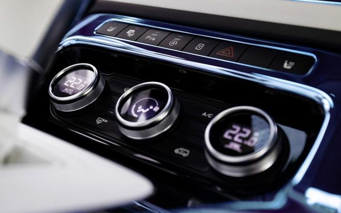 Mercedes-Benz EQT (2021)
