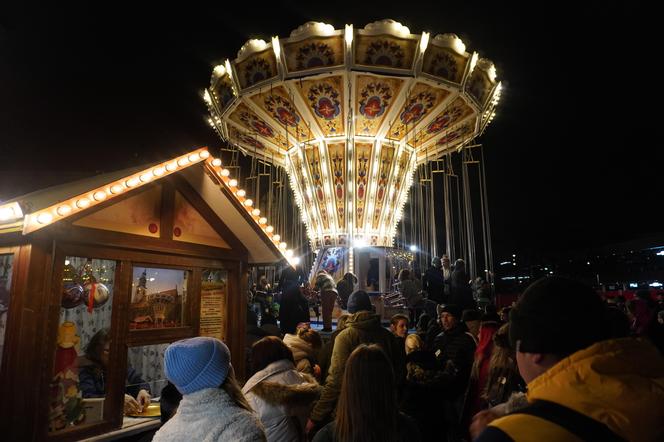 Weeihnachtsmarkt na Alexanderplatz