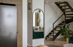 Nowoczesny dwupoziomowy apartament na Żoliborzu. Zdjęcia