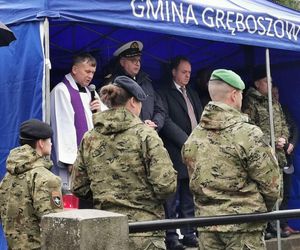 W tej małopolskiej wsi spoczywa ponad stu Chorwatów. Żołnierze upamiętniają ich co roku