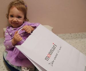 Chorą Nadię leczy czuły dotyk. To jedyne takie dziecko na świecie