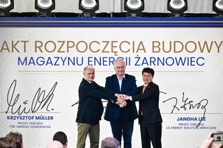Żarnowiec stawia energetycznego giganta