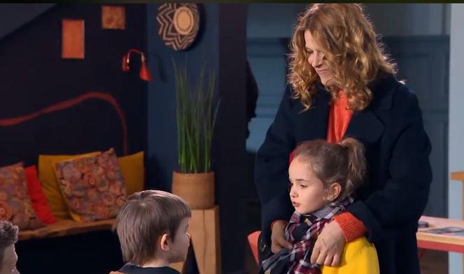 Barwy szczęścia po wakacjach 2019. Ksawery (Bartosz Gruchot), Paulinka (Lena Jastrzębska), Iza Małek (Agnieszka Warchulska)