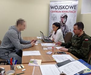Kwalifikacja wojskowa 2026. Wezwanie nie tylko dla 19-latków! Nawet 60-latkowie mogą stanąć przed komisją