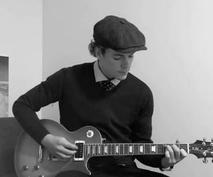 Kapitan mistrza Islandii ma wiele talentów