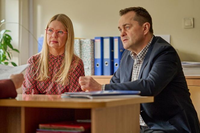 Na Wspólnej odc 4017. Renata (Marta Jankowska), Sławek Dziedzic (Mariusz Słupiński)