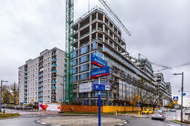 Budynek wielorodzinny przy ul. Mordechaja Anielewicza 15A w Warszawie