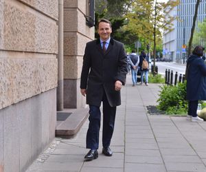 Tak się stroi Radosław Sikorski 