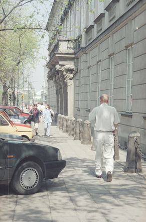 Tak wyglądała Warszawa lat 90.! Nie uwierzycie, ile się zmieniło [GALERIA]