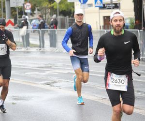 Biegacze opanowali Stolicę Wielkopolski. Znamy zwycięzców 23. edycji Poznań Maratonu [ZDJĘCIA]