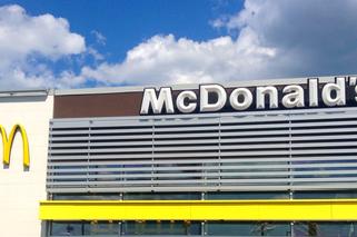 Czy McDonald's jest otwarty w Boże Ciało w Warszawie, 3.06.2021? Które restauracje zamknięte? [LISTA]