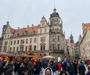 Najstarszy jarmark bożonarodzeniowy w Niemczech. Drezno zachwyca turystów z całego świata 