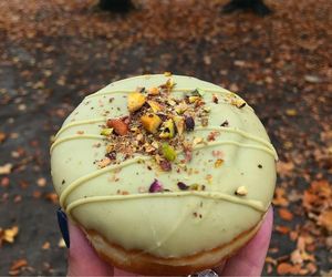 Gdzie kupić pączki z pistacją? Podpowiadamy