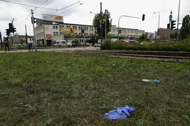 Tragiczny wypadek w Warszawie. Tramwaj potrącił rowerzystę na ul. Towarowej