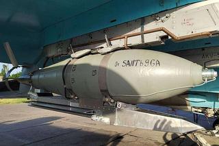 Bomba lotnicza FAB-250 z modułem UMPK