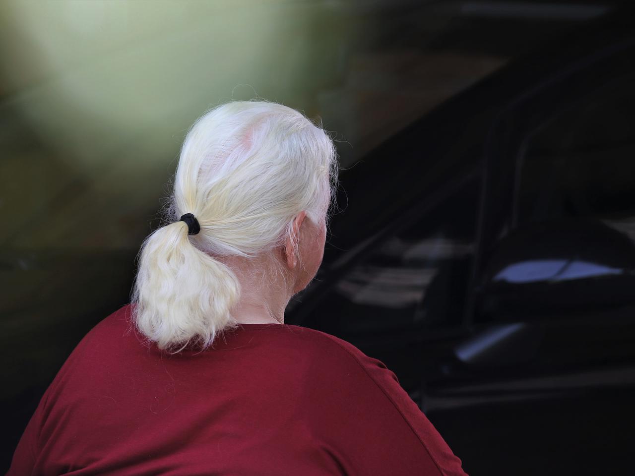 Tarnów. Kuriozalna pomyłka uratowała seniorkę. Oddała pieniądze przypadkowemu mężczyźnie