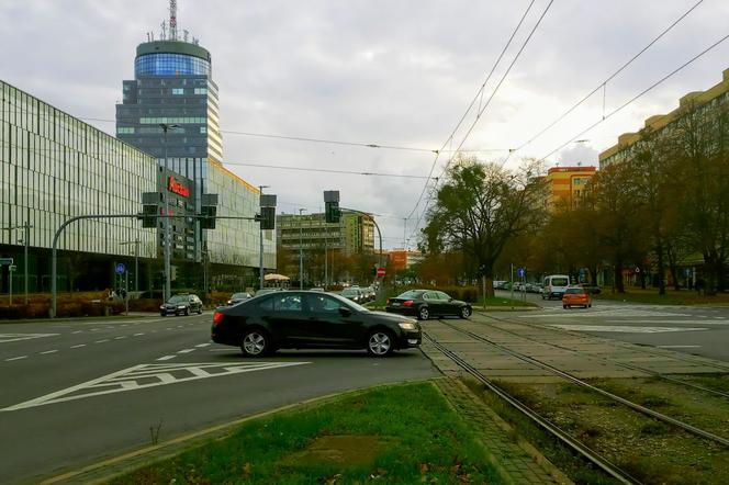 Ważne skrzyżowanie w centrum Szczecina bez sygnalizacji
