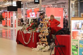 Św. Mikołaj czekał na dzieci w galerii Olimp w Lublinie