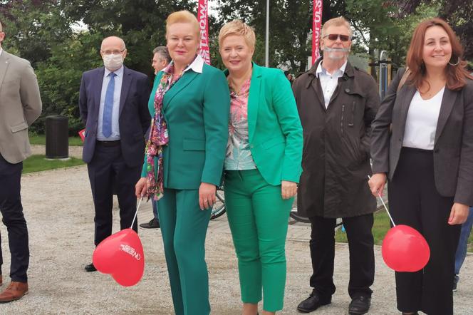 Prezydent Ostrowa i Starosta Ostrowski na kwarantannie! To pokłosie koronawirusa w gminie Brzeziny