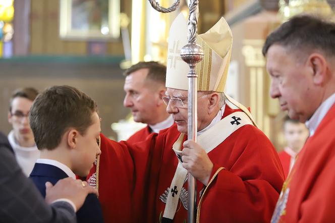 Abp Marek Jędraszewski do młodych: Otwórzcie się na Ducha Świętego, aby kroczyć drogami Chrystusa