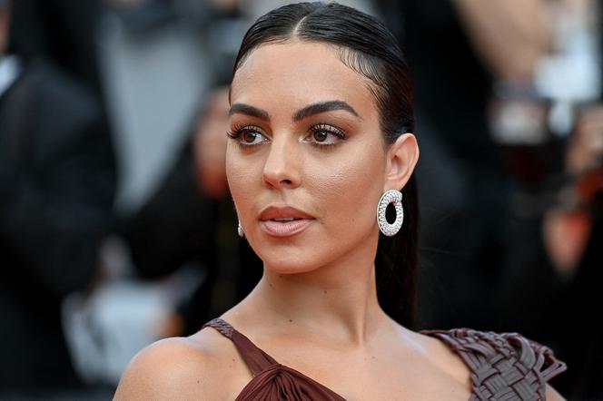 Najpiękniejsze zagraniczne WAGS. To one błyszczą na trybunach stadionów!