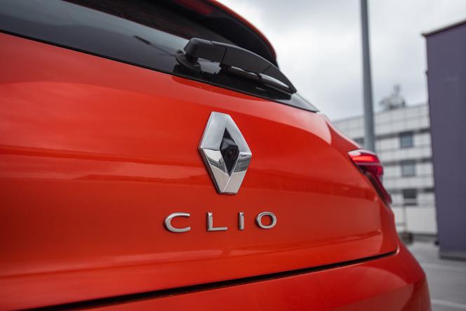 Renault Clio TCe 130 EDC FAP Intens