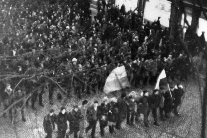 W Gdyni trwają uroczystości upamiętniające wydarzenia Grudnia' 70 z udziałem prezydenta