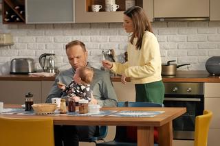 Pierwsza miłość. Kinga (Aleksandra Zienkiewicz), Janek (Maciej Mikołajczyk), Tosia 