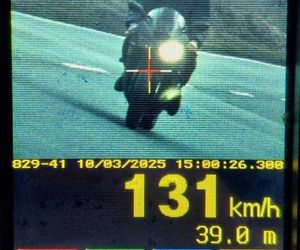 24-letni motocyklista uciekał przed śląską policją. To był początek jego problemów 