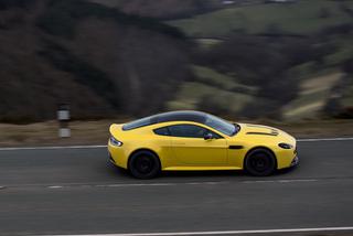 Aston Martin V12 Vantage S