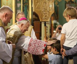 Abp Marek Jędraszewski podczas Mszy św. na zakończenie roku formacyjnego Domowego Kościoła: Na wspólnotę rodzinną należy patrzeć poprzez tajemnicę Trójcy Świętej