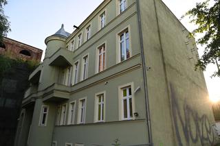 Wybuch w Akademii Sztuki. Władze uczelni zabierają głos: Jesteśmy głęboko poruszeni