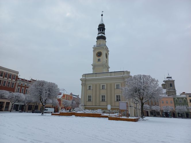 Leszno wygląda bajkowo! Na walentynki sypnęło śniegiem