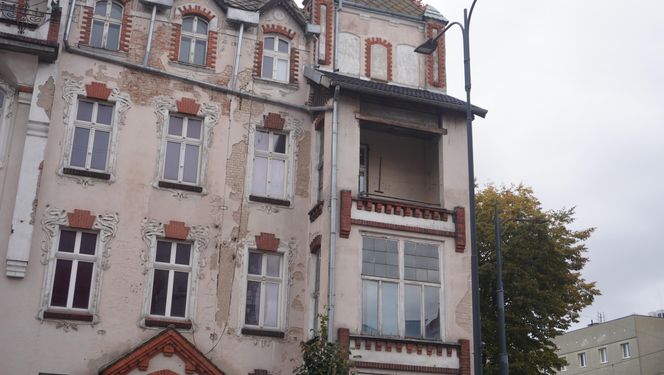 Zabytkowa kamienica w Olsztynie na sprzedaż. To największy pustostan w centrum miasta