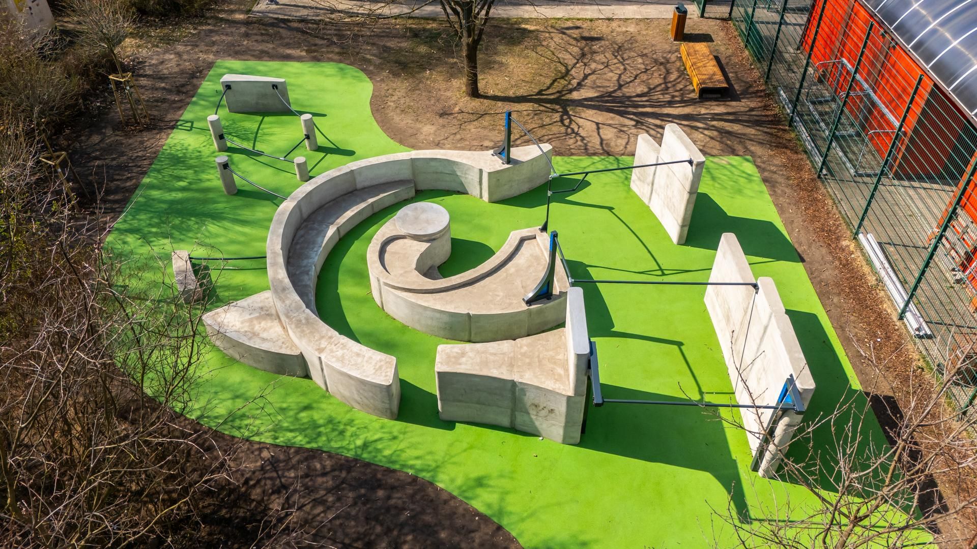 Flowpark do ćwiczenia parkouru, park Przy Bażantarni