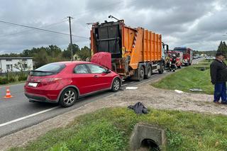 Poważny wypadek w Parszowie. 60-latek stracił nogę