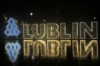 Lublin gotowy na święta! Świąteczne iluminacje już zdobią centrum miasta
