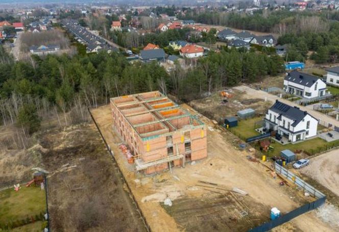  Kontrowersyjna budowa domu jednorodzinnego w Wieliszewie 