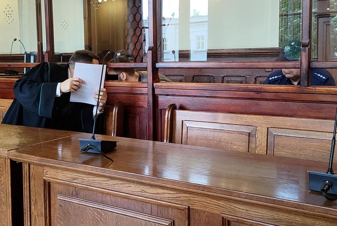 Nie miał litości dla matki swoich dzieci. Ofiarę porównał do kurczaka