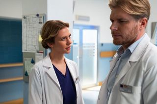 Na dobre i na złe, odcinek 971: Gloria nie wyda Maksa Begera, kiedy zniknie po zadłużeniu szpitala!