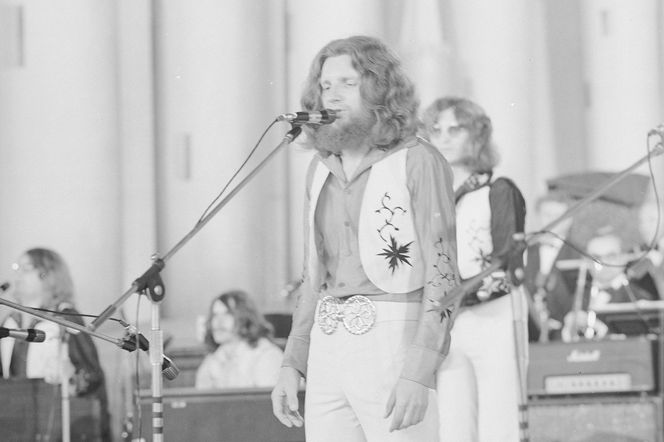 Te piosenki zastępowały w PRL-u kolędy. Jak dobrze pamiętasz świąteczne hity sprzed lat? 