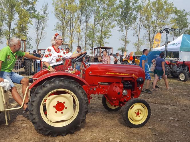 Wilkowice opanowały w weekend ciągniki i maszyny rolnicze