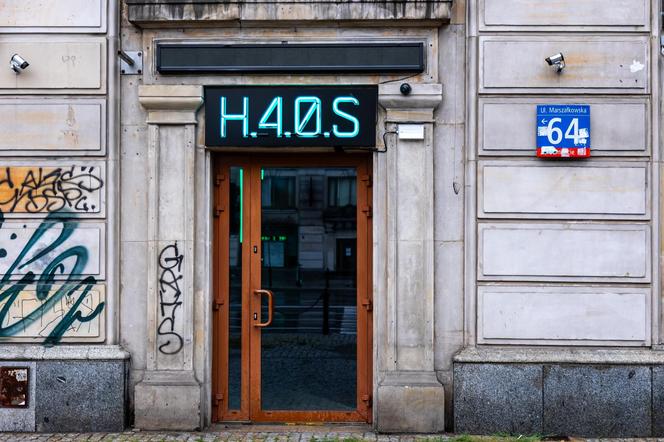 Pub H.4.0.S. Warszawa – widok na wejście