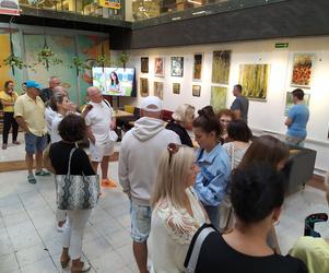 Fotorelacja z wernisażu wystawy prac malarskich Tomasza Stańczuka w Cafe Fryderyk Siedlce