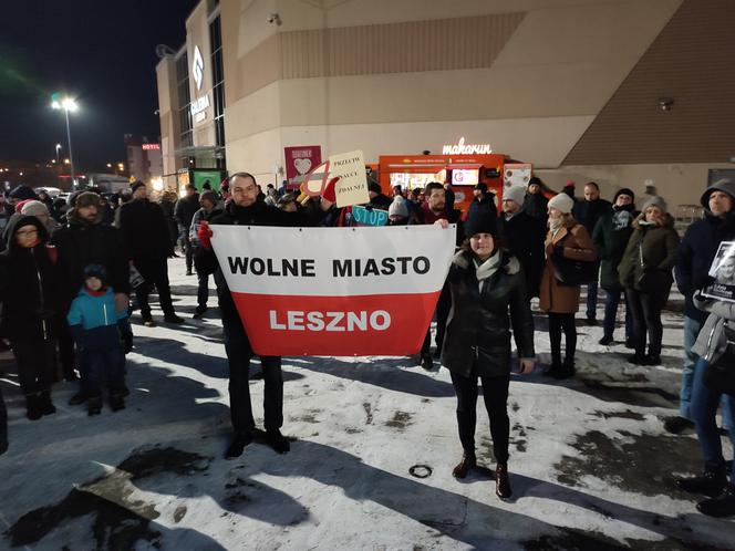Protest przeciwko segregacji sanitarnej w Lesznie