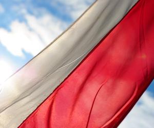 Jak dobrze znasz hymn Polski? Sprawdź się!